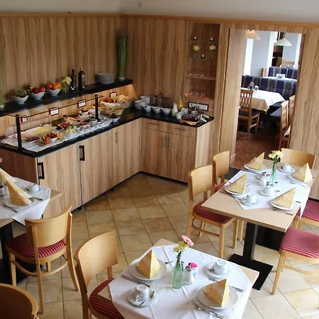 Guest house Landgasthof - Cafe Anni