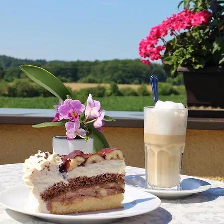 بيت ضيافة Landgasthof - Cafe Anni Birgland